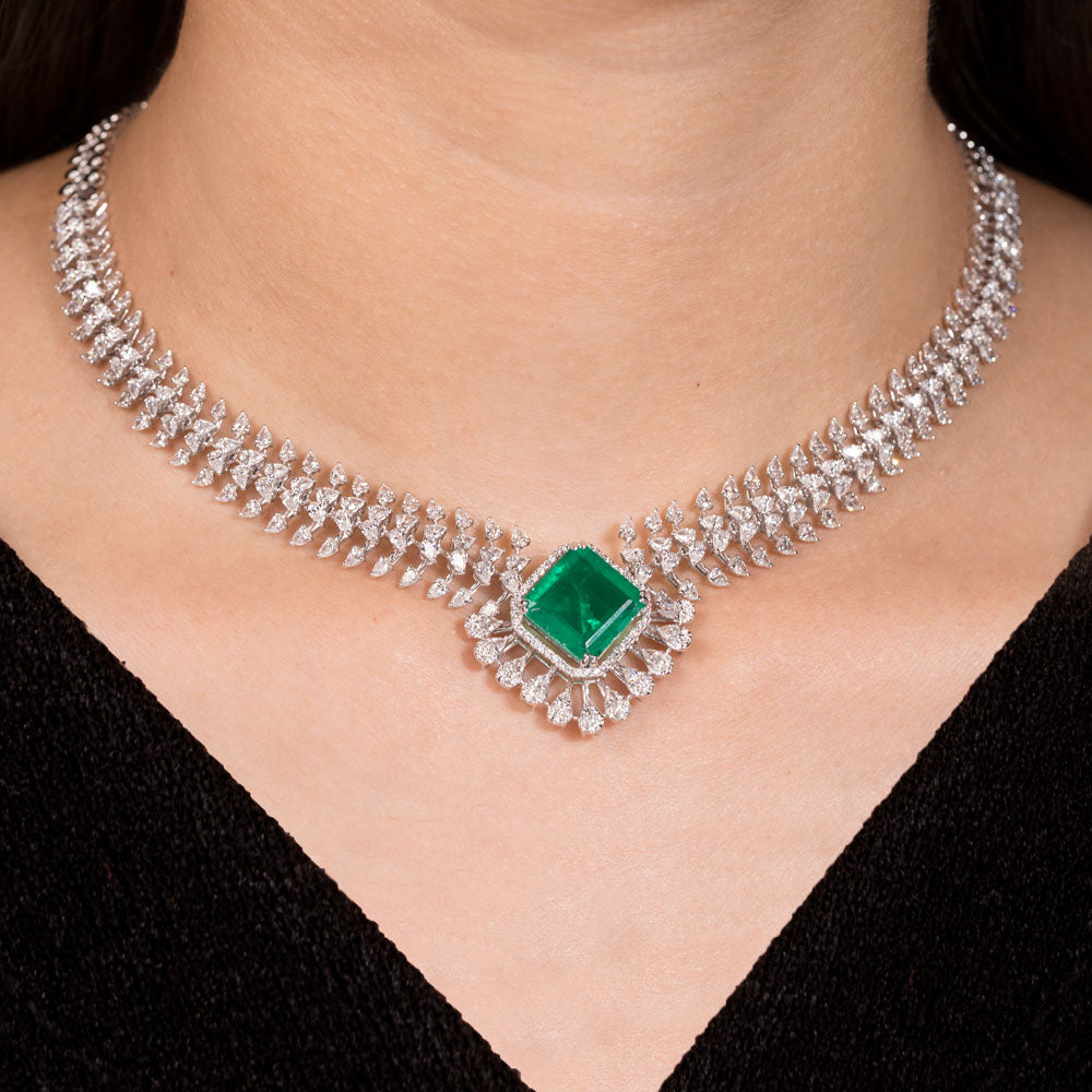 18K White Gold Diamond Necklace - 8.23ct VVS-EF with Colour Stones