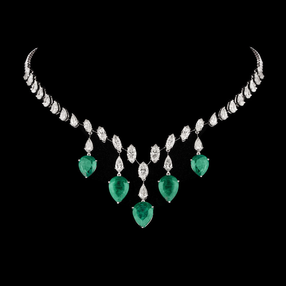 18K White Gold Diamond Necklace - 12.77ct VVS-VS-IJ with Colour Stones