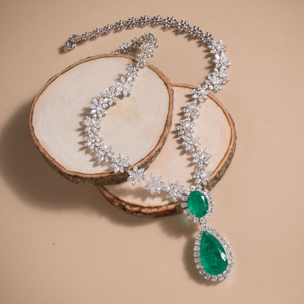 18K White Gold Diamond Necklace - 18.86ct VVS-EF with Colour Stones