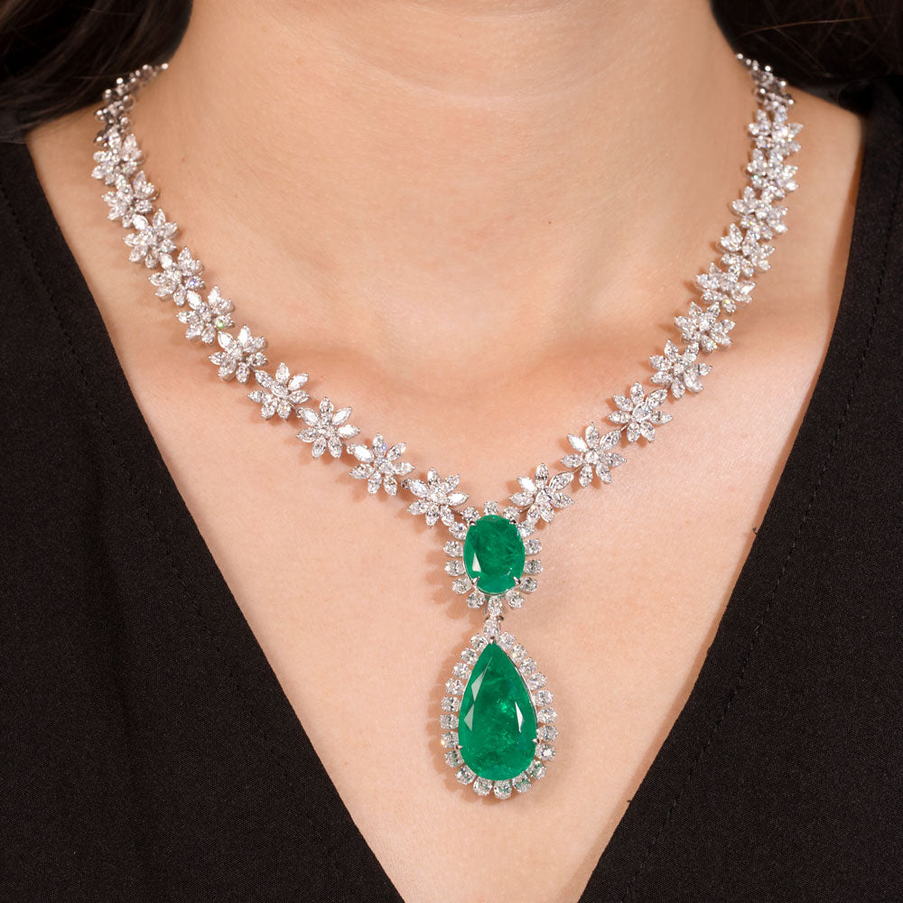 18K White Gold Diamond Necklace - 18.86ct VVS-EF with Colour Stones
