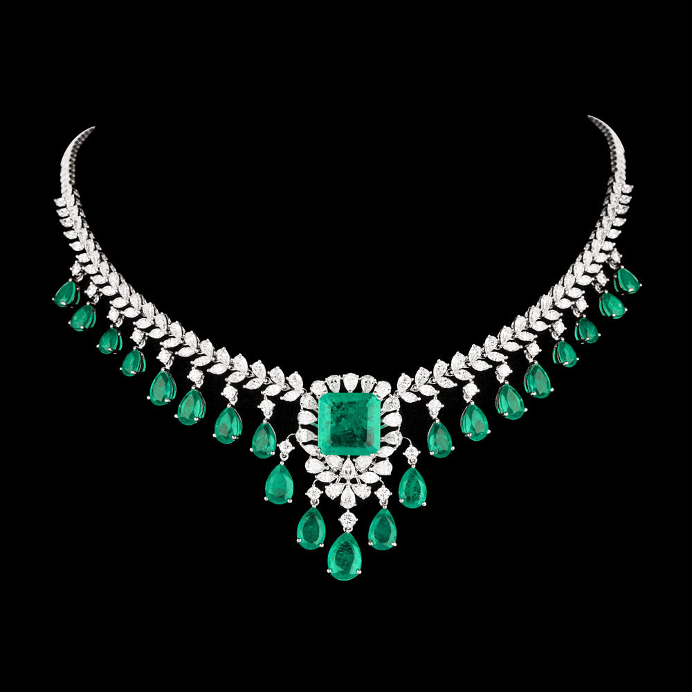 18K White Gold Diamond Necklace - 11.23ct VVS-FG with Colour Stones