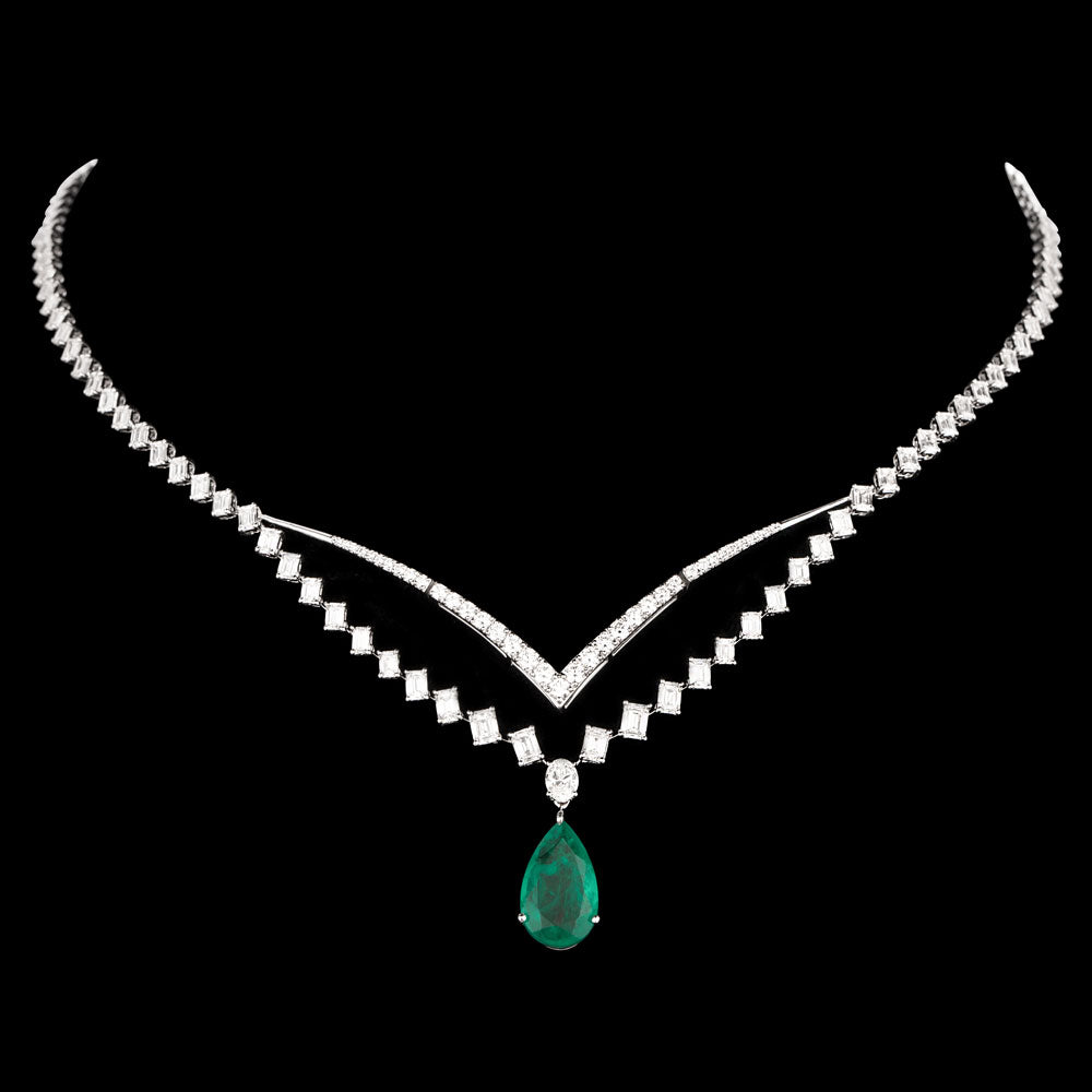 18K White Gold Diamond Necklace - 6.637ct VVS-FG with Colour Stones