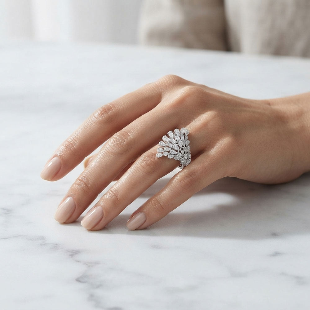 18K White Gold Diamond Ring - 4.596ct VVS-FG