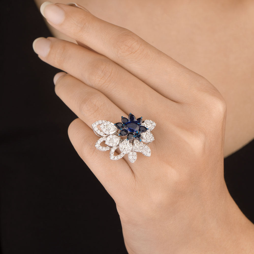 18K White Gold Diamond Ring - 1.844ct VVS-VS-HI with Colour Stones