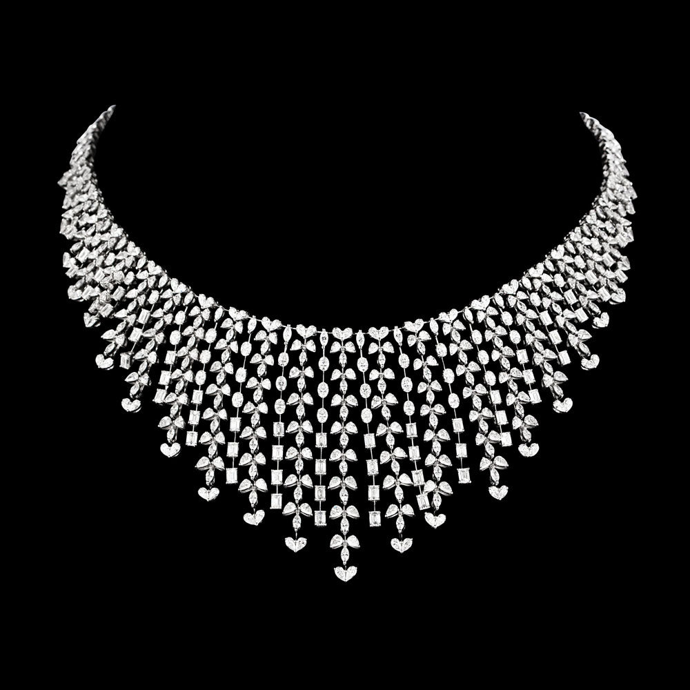 18K White Gold Diamond Necklace - 29.71ct VVS-EF