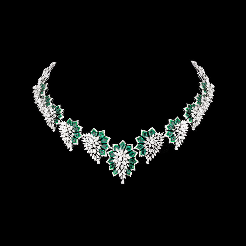 18K White Gold Diamond Necklace - 12.925ct VVS-VS-EF with Colour Stones