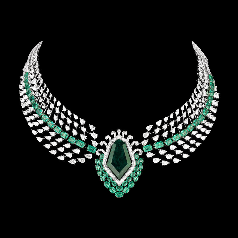 18K White Gold Diamond Necklace - 42.55ct VVS-VS-HI with Colour Stones