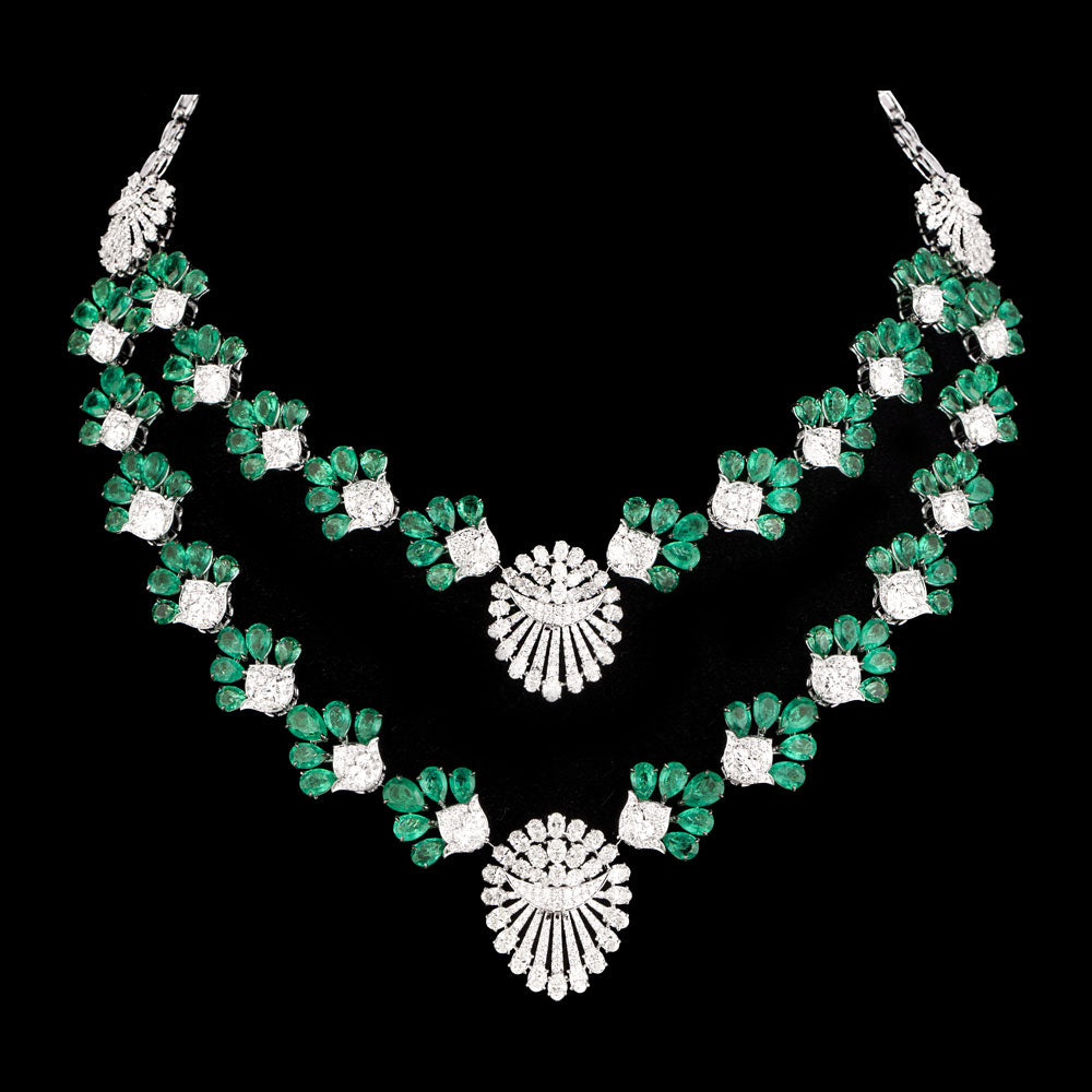 18K White Gold Diamond Necklace - 21.37ct VVS-VS-HI with Colour Stones