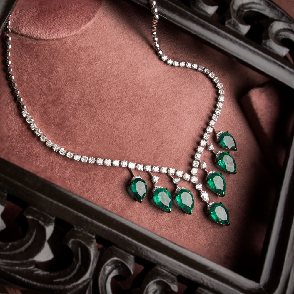 18K White Gold Diamond Necklace - 12.225ct VS-SI-FG with Colour Stones