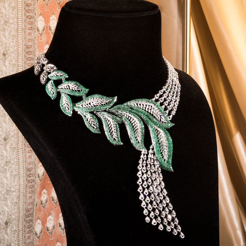 18K White Gold Diamond Necklace - 18.811ct VVS-VS-EF with Colour Stones
