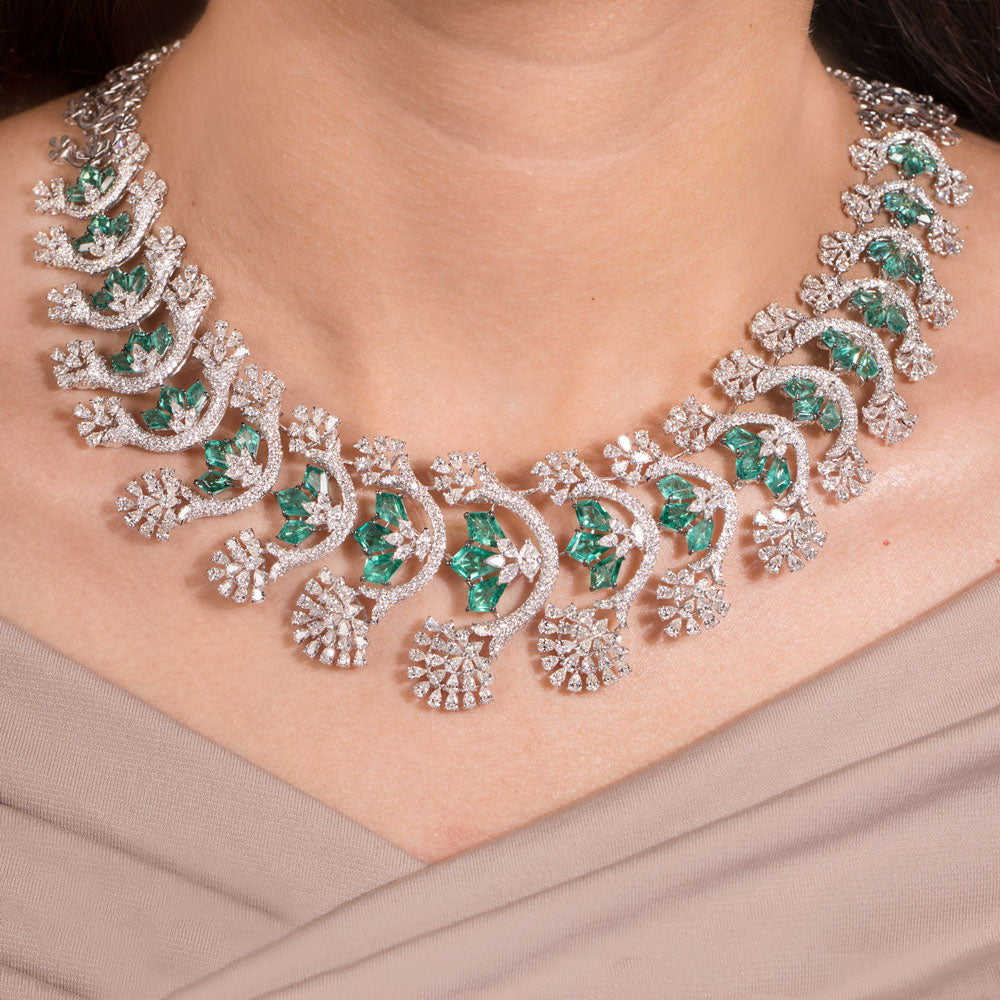 18K White Gold Diamond Necklace - 23.588ct VVS-VS-FG with Colour Stones