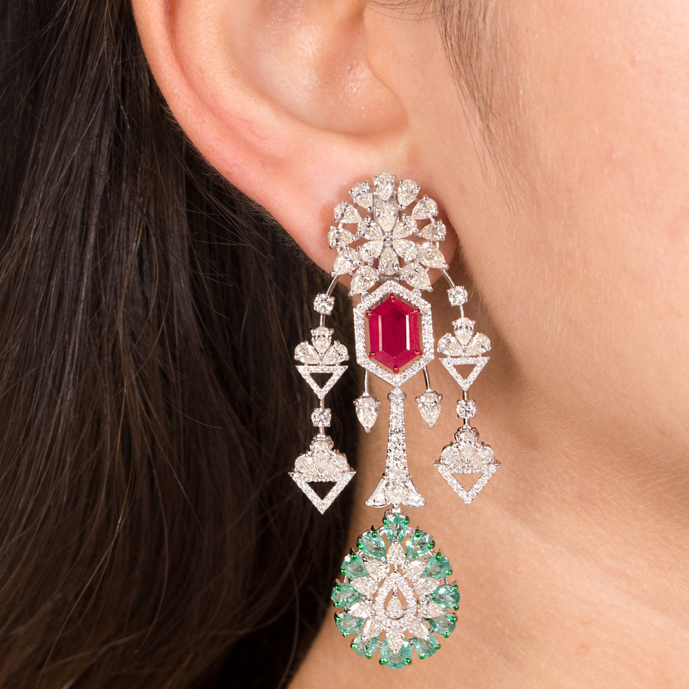 18K White Gold Diamond Jewellery - 9.158ct VVS-VS-HI with Colour Stones