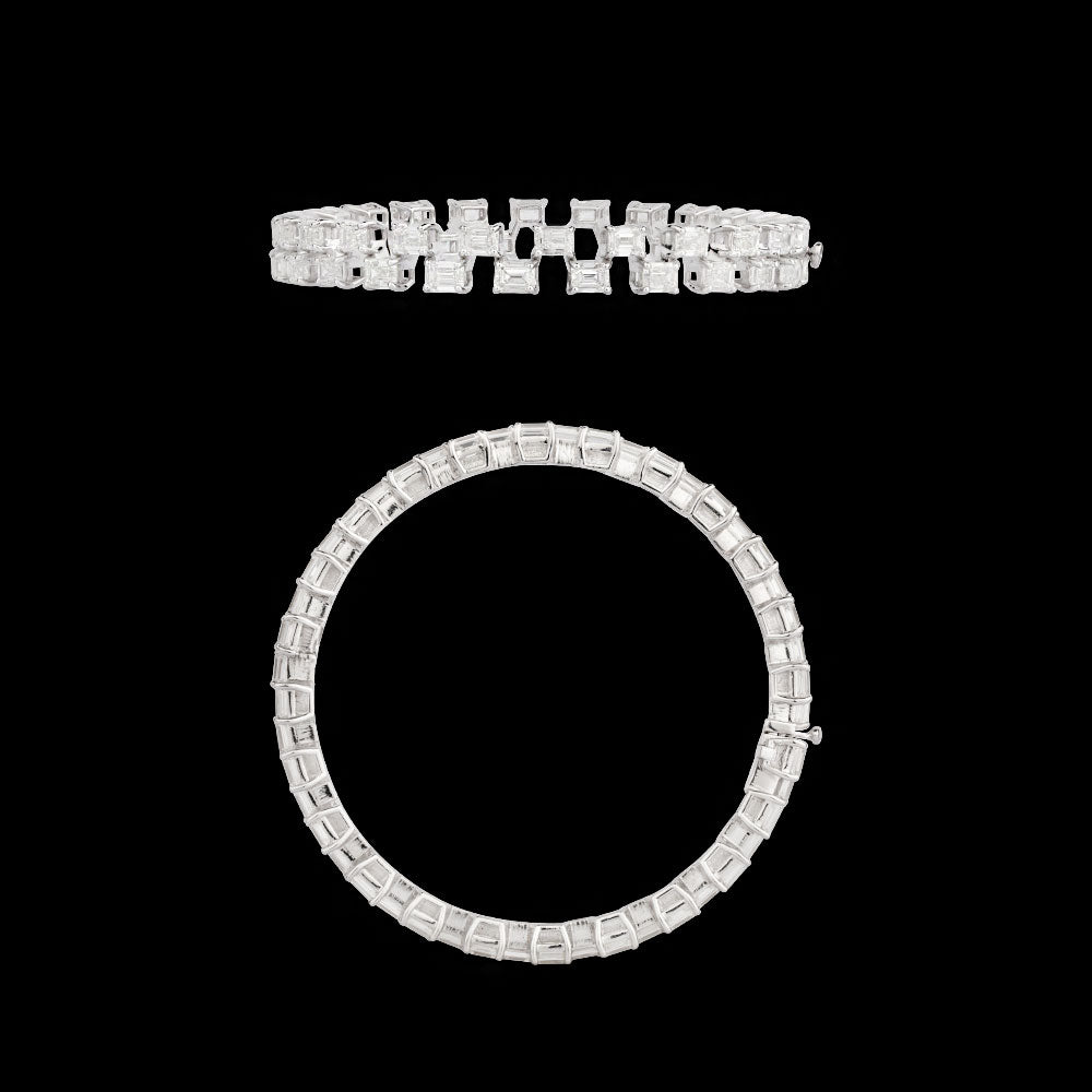 18K White Gold Diamond Bangle - 19.05ct VVS-VS-GH
