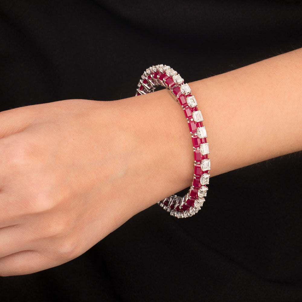 18K White Gold Diamond Bangle - 15.23ct VVS-VS-IJ with Colour Stones