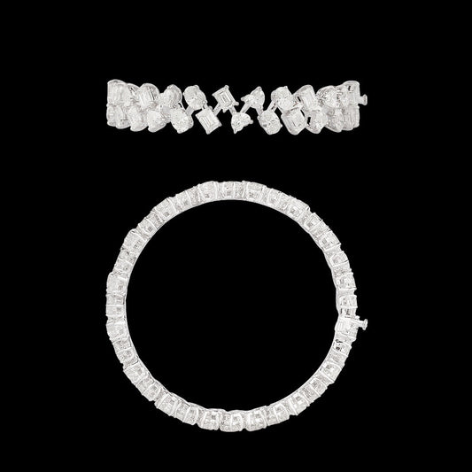 18K White Gold Diamond Bangle - 24.82ct VS-SI-FG