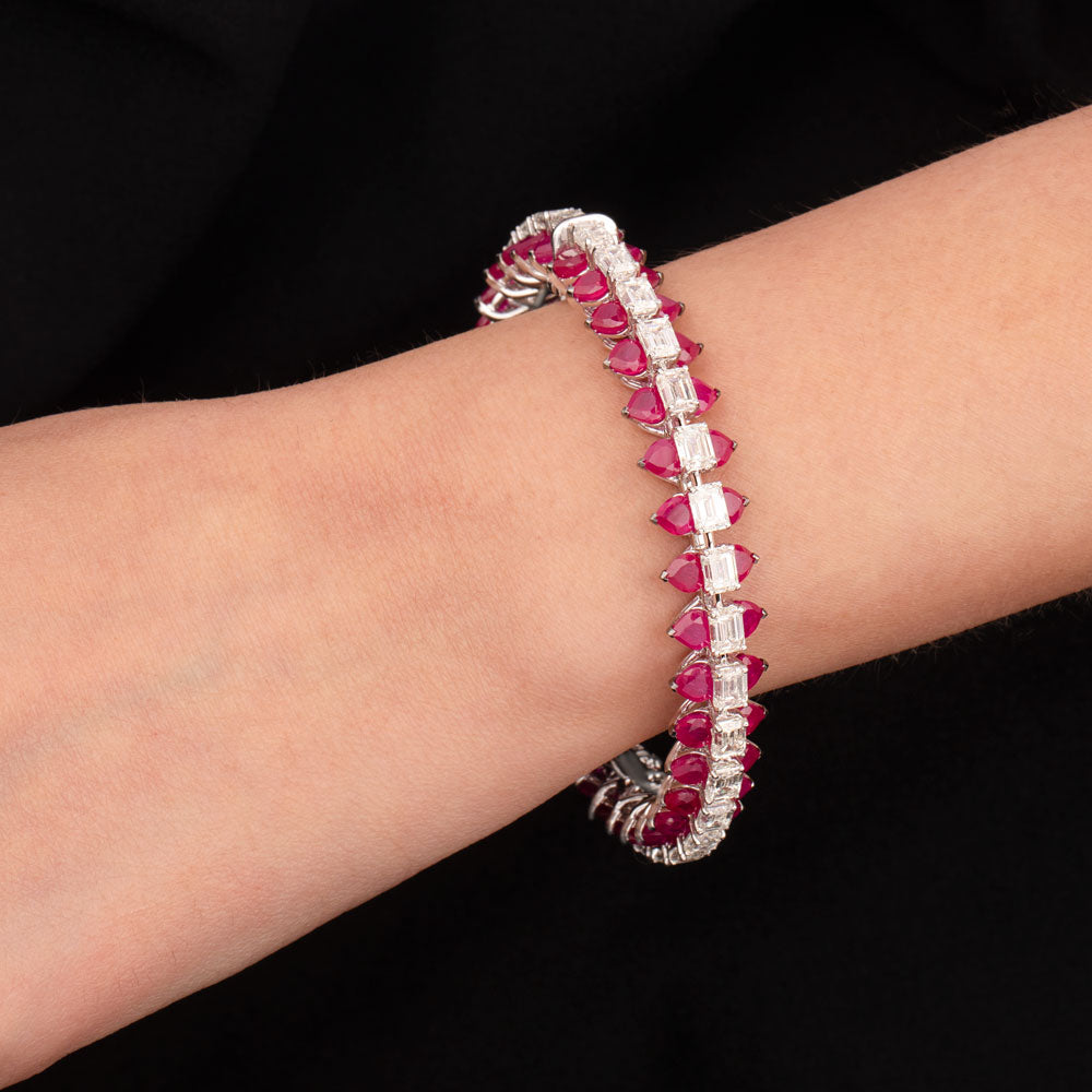 18K White Gold Diamond Bangle - 16.58ct VS-SI-GH with Colour Stones