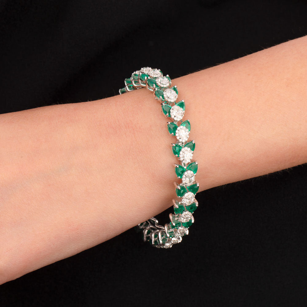 18K White Gold Diamond Bangle - 7.704ct VS-SI-GH with Colour Stones
