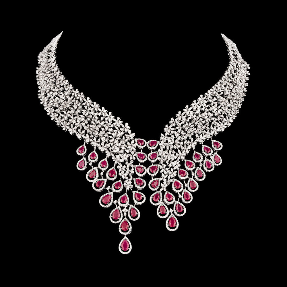 18K White Gold Diamond Necklace - 21.65ct VVS-FG with Colour Stones