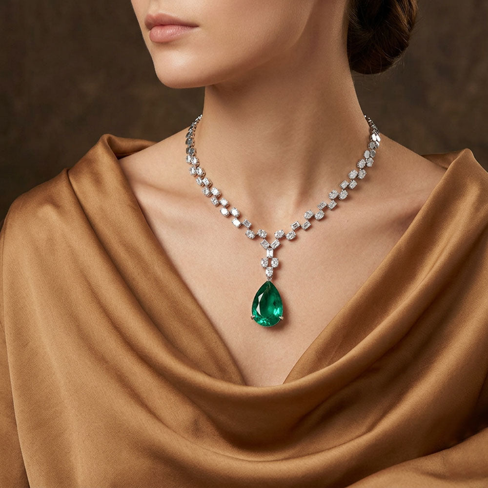 18K White Gold Diamond Necklace - 19.7ct VS-SI-GH with Colour Stones