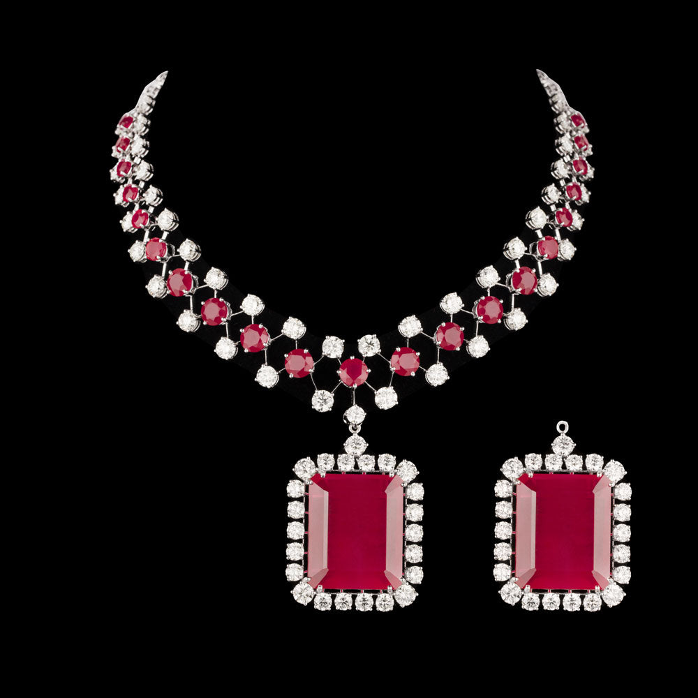 18K White Gold Diamond Necklace - 28.02ct VVS-VS-JK with Colour Stones