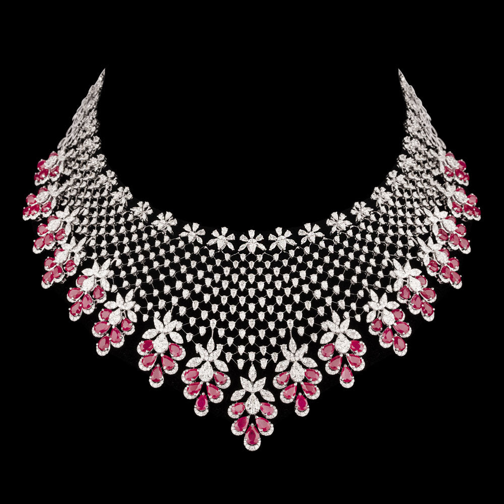 18K White Gold Diamond Necklace - 25.56ct VVS-FG with Colour Stones