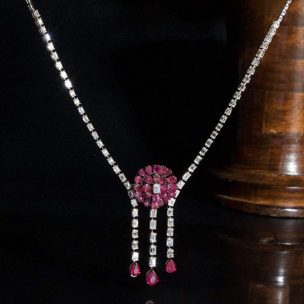18K White Gold Diamond Necklace - 18.74ct VVS-VS-GH with Colour Stones