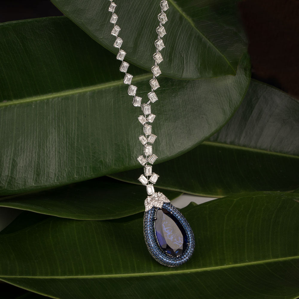 18K White Gold Diamond Necklace - 15.865ct VVS-VS-IJ with Colour Stones
