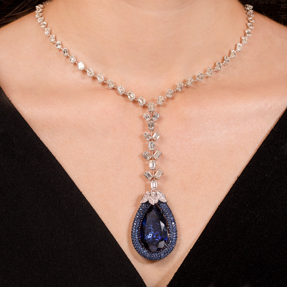 18K White Gold Diamond Necklace - 15.865ct VVS-VS-IJ with Colour Stones