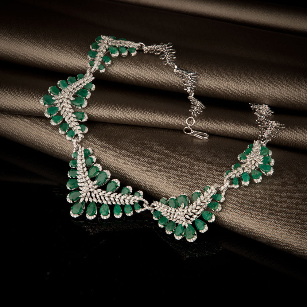 18K White Gold Diamond Necklace - 12.69ct VVS-FG with Colour Stones