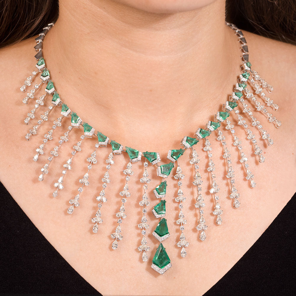 18K White Gold Diamond Necklace - 19.765ct VS-SI-HI with Colour Stones