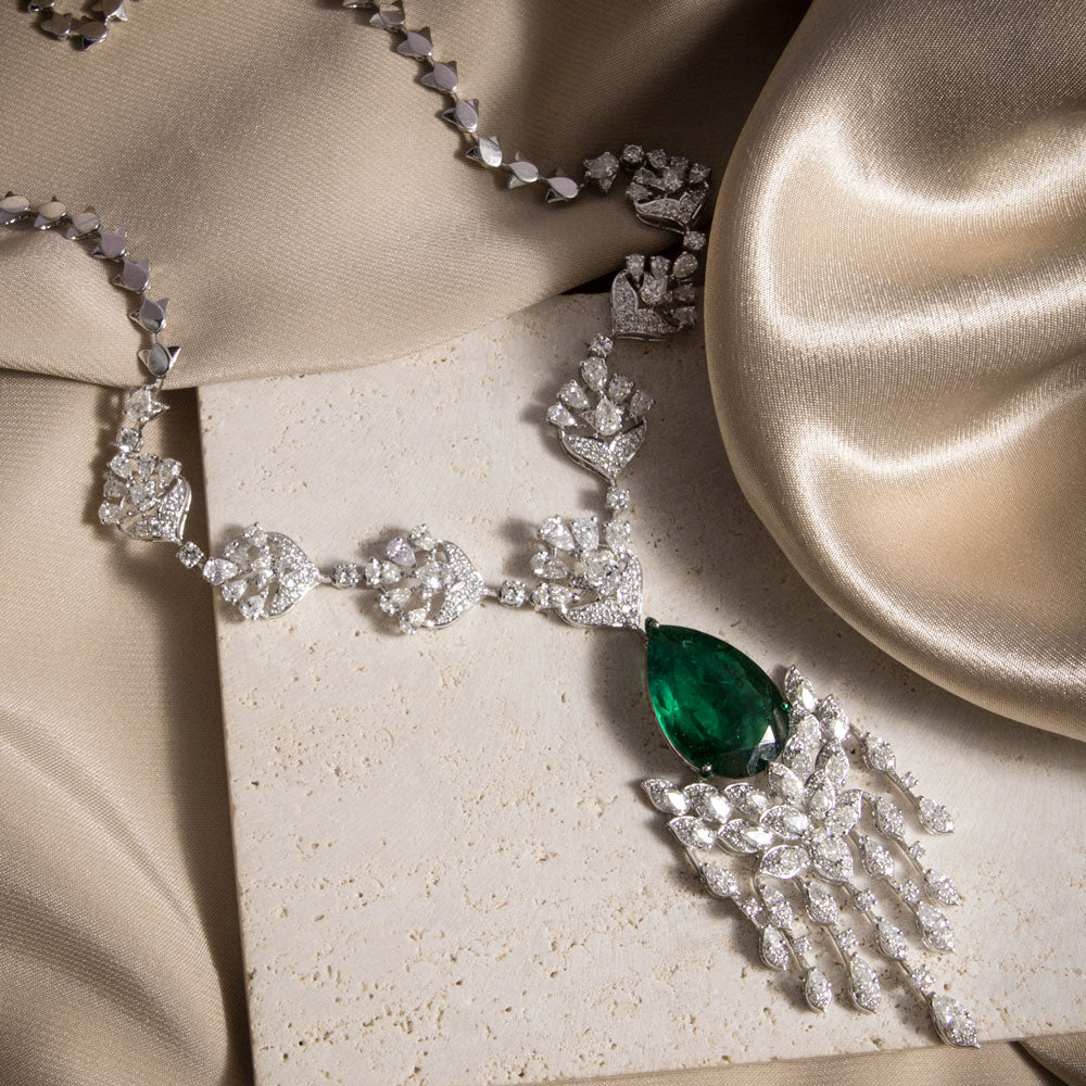 18K White Gold Diamond Necklace - 11.186ct VS-SI-GH with Colour Stones