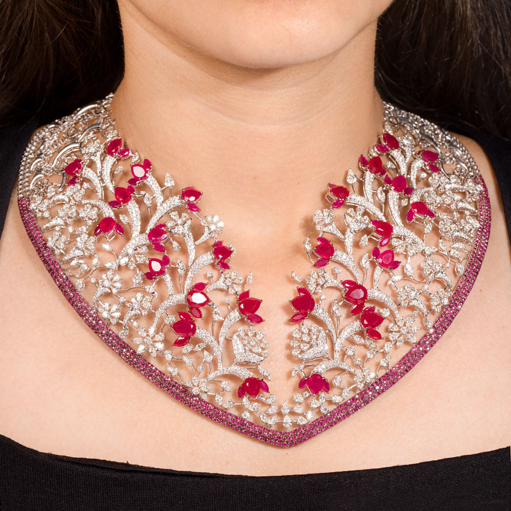 18K White Gold Diamond Necklace - 32.641ct VS-SI-HI with Colour Stones