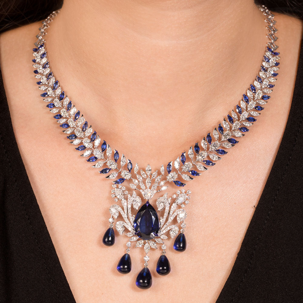 18K White Gold Diamond Necklace - 15.46ct VS-SI-GH with Colour Stones