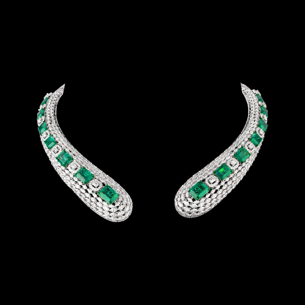 18K White Gold Diamond Necklace - 24.33ct VVS-FG with Colour Stones