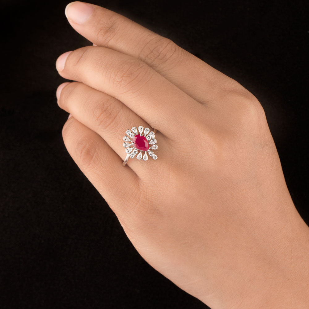 18K White Gold Diamond Ring - 0.45ct VVS-VS-EF with Colour Stones