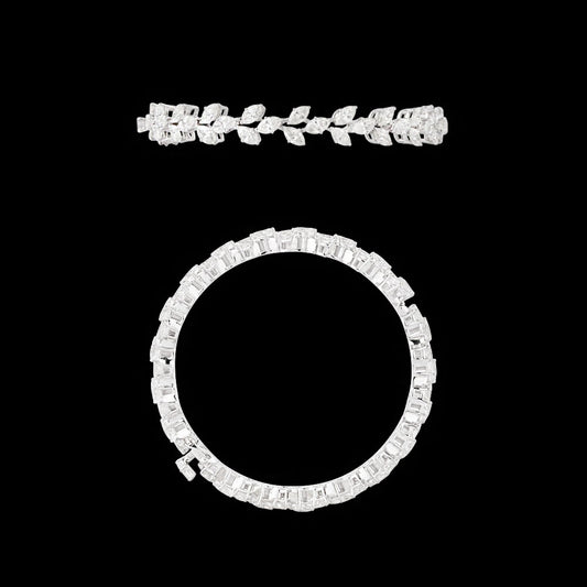 18K White Gold Diamond Bangle - 13.61ct VVS-VS-GH