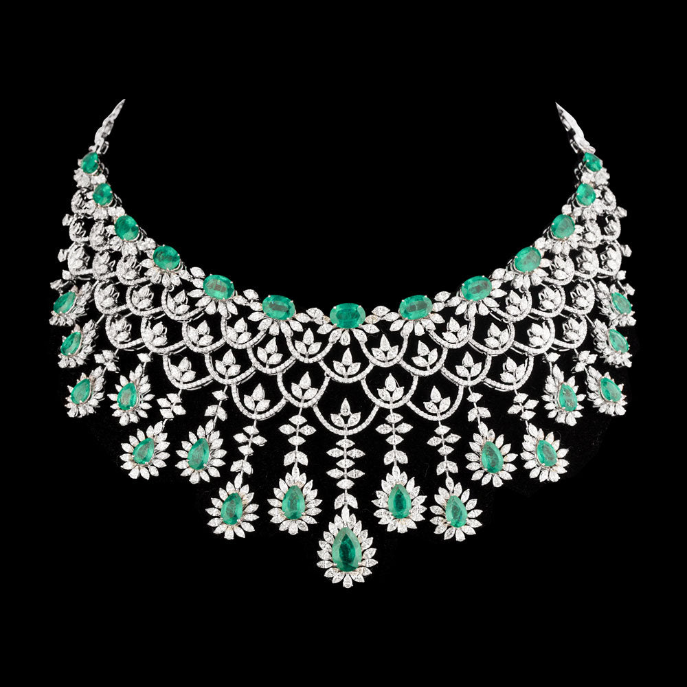 18K White Gold Diamond Necklace - 32.602ct VVS-VS-IJ with Colour Stones