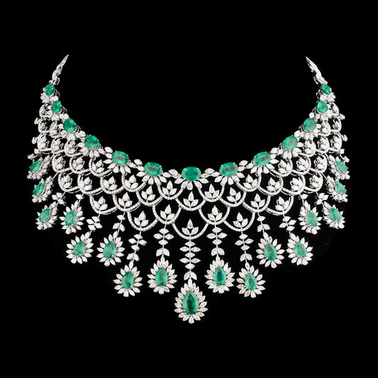 18K White Gold Diamond Necklace - 32.602ct VVS-VS-IJ with Colour Stones
