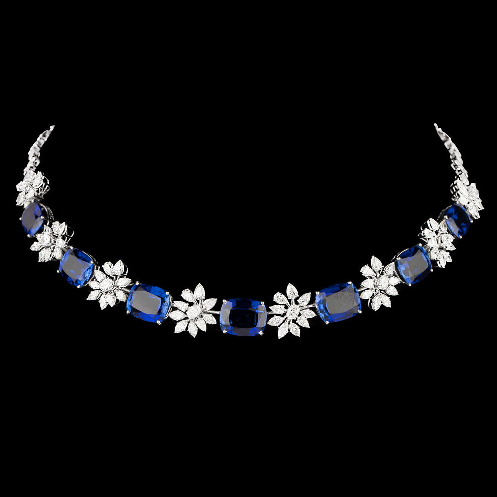 18K White Gold Diamond Necklace - 8.62ct VVS-VS-IJ with Colour Stones