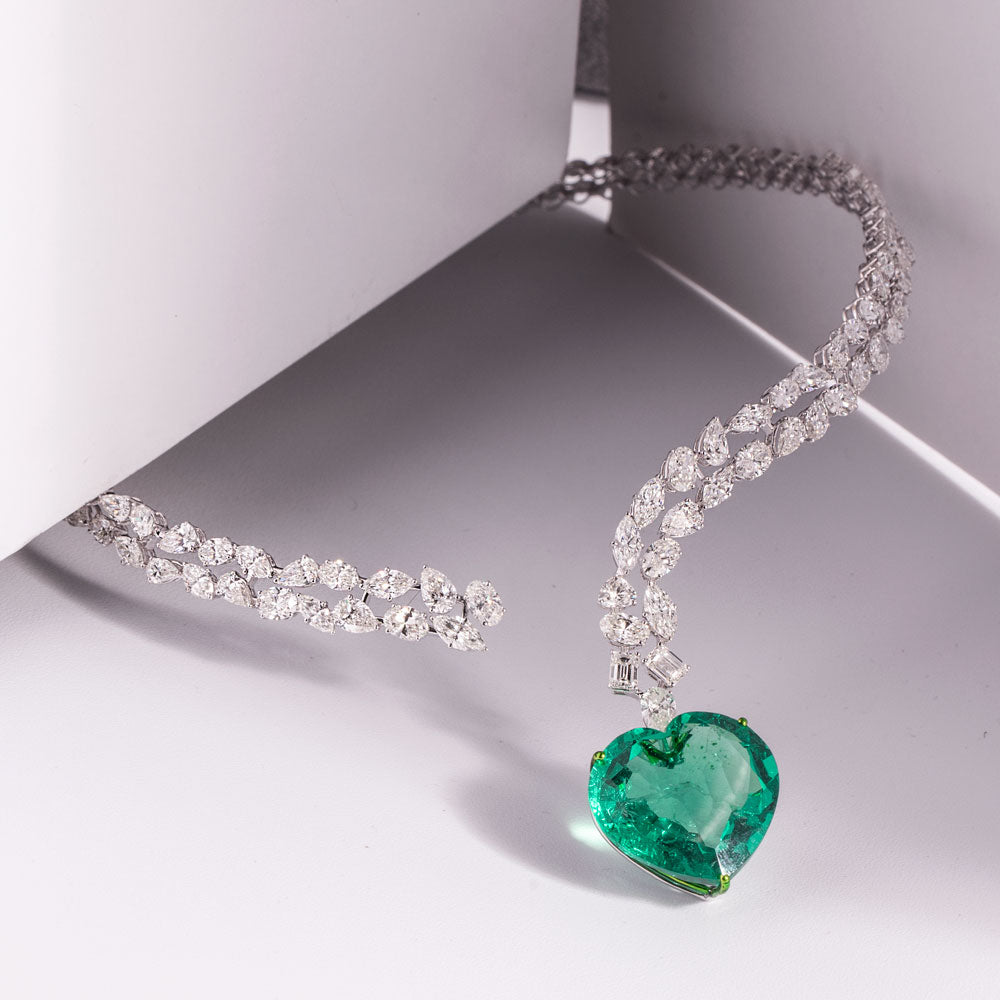 18K White Gold Diamond Necklace - 23.81ct VVS-VS-GH with Colour Stones