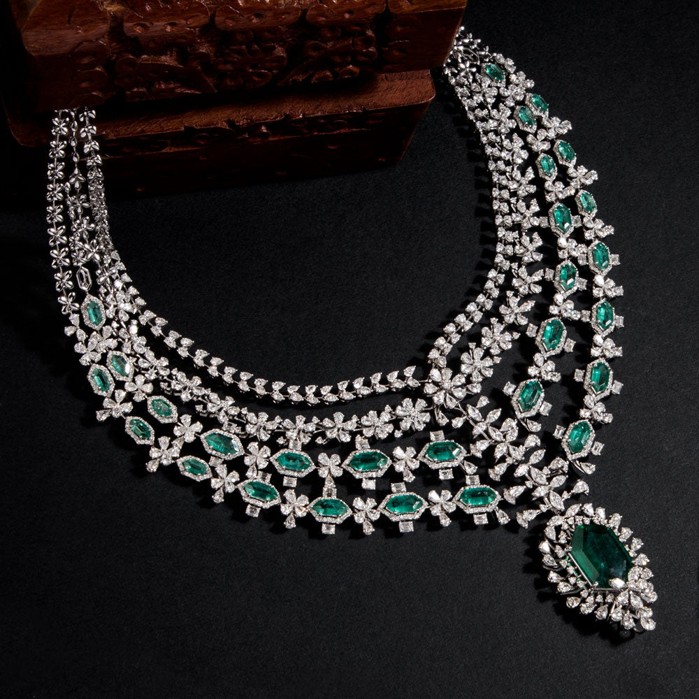 18K White Gold Diamond Necklace - 28.402ct VVS-VS-EF with Colour Stones