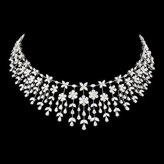 18K White Gold Diamond Necklace - 23.71ct VVS-VS-GH