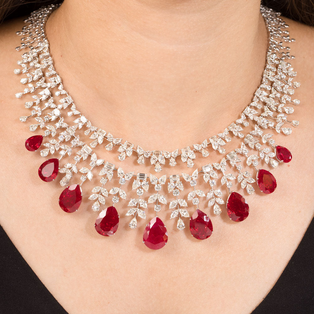 18K White Gold Diamond Necklace - 34.045ct VVS-VS-IJ with Colour Stones