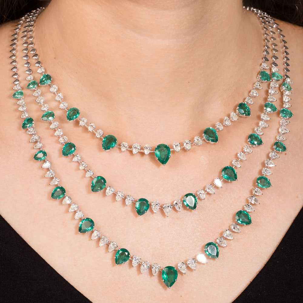 18K White Gold Diamond Necklace - 19.783ct VVS-VS-HI with Colour Stones
