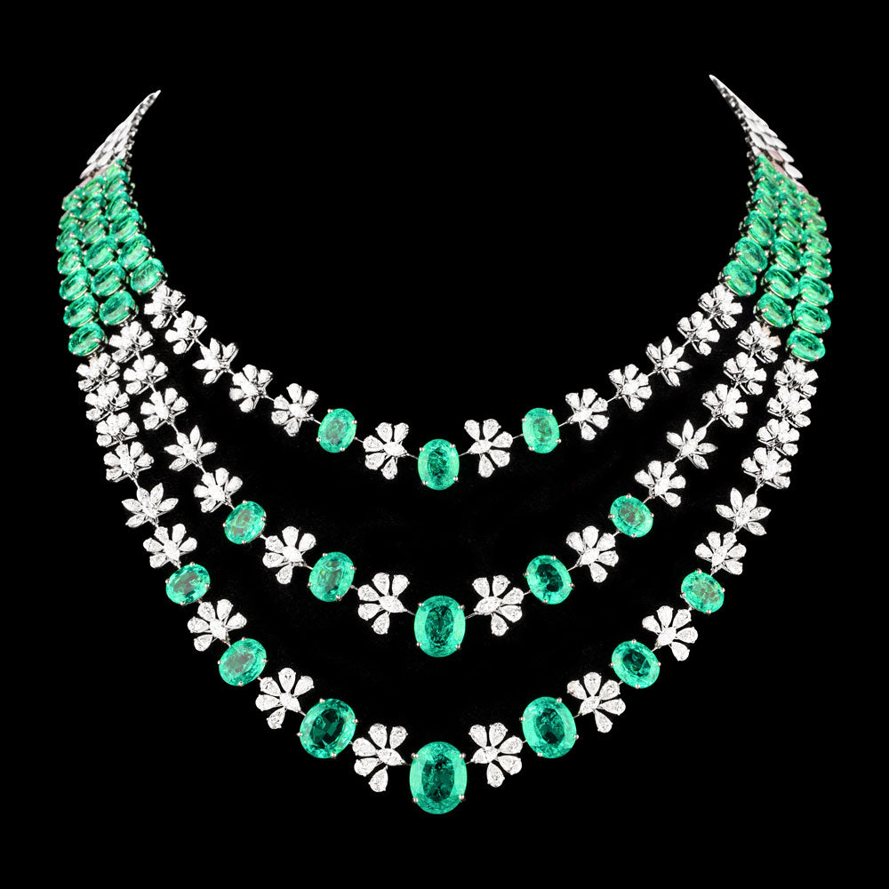 18K White Gold Diamond Necklace - 23.41ct VVS-VS-GH with Colour Stones