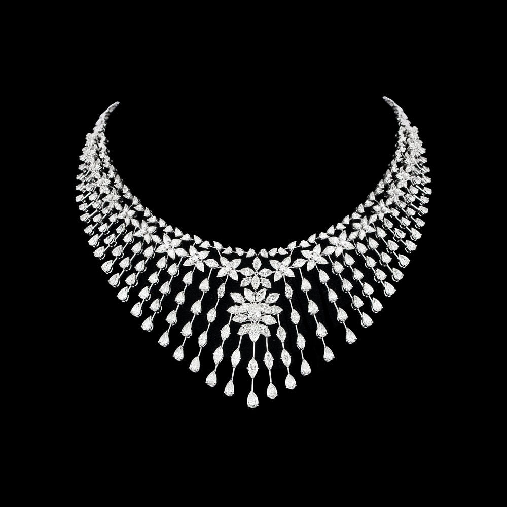 18K White Gold Diamond Necklace - 36.56ct VVS-VS-HIJ