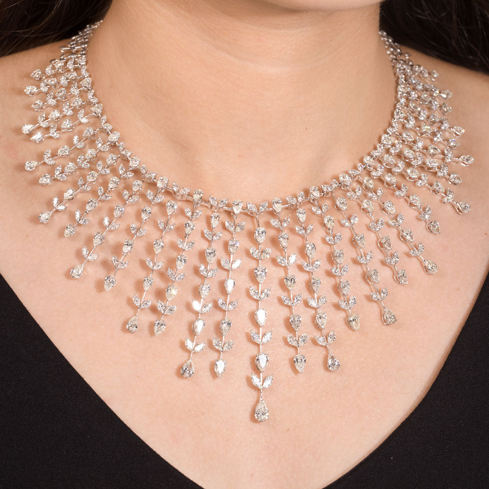 18K White Gold Diamond Necklace - 42.18ct VVS-VS-IJ