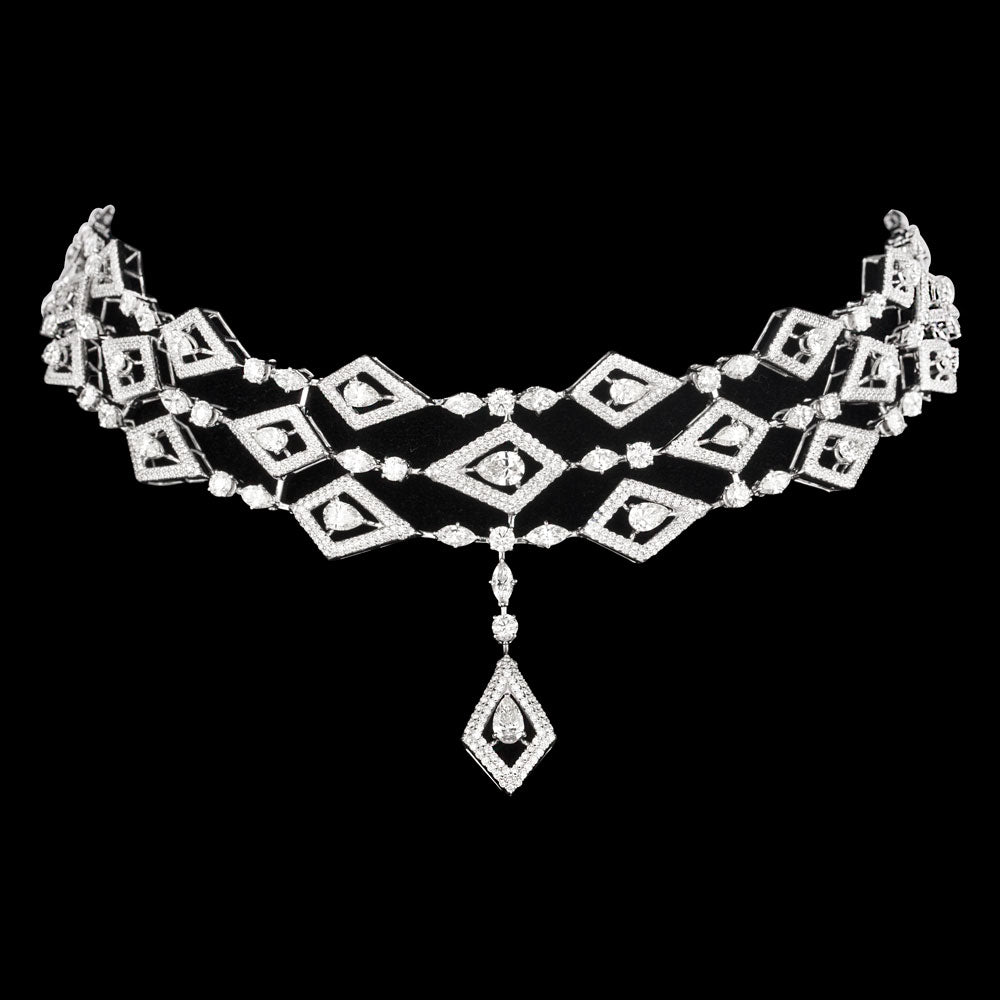 18K White Gold Diamond Necklace - 15.734ct VVS-VS-GH