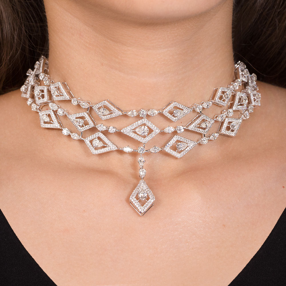 18K White Gold Diamond Necklace - 15.734ct VVS-VS-GH