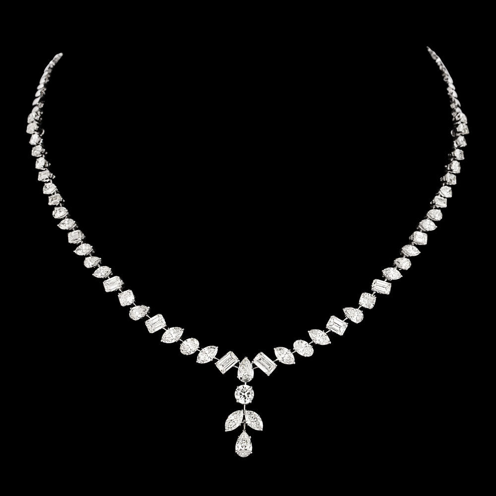 18K White Gold Diamond Necklace - 19.14ct VVS-VS-HI